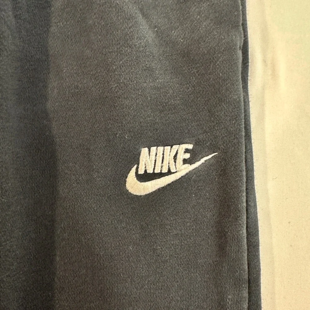 Nike Fleece Jogger Sweatpants‎ Mens Small Black Embroidered Logo | Athleisure